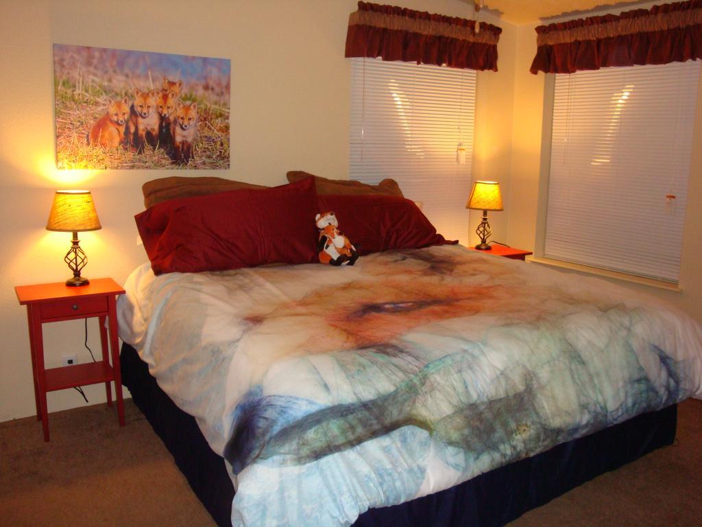 Yellowstone Wildlife Cabins West Yellowstone Bagian luar foto